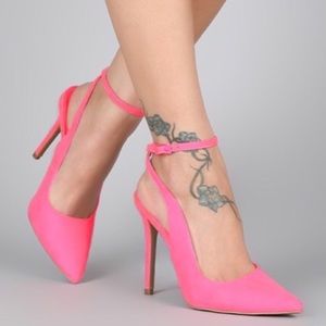 NWOT Qupid pink heels, size 9
